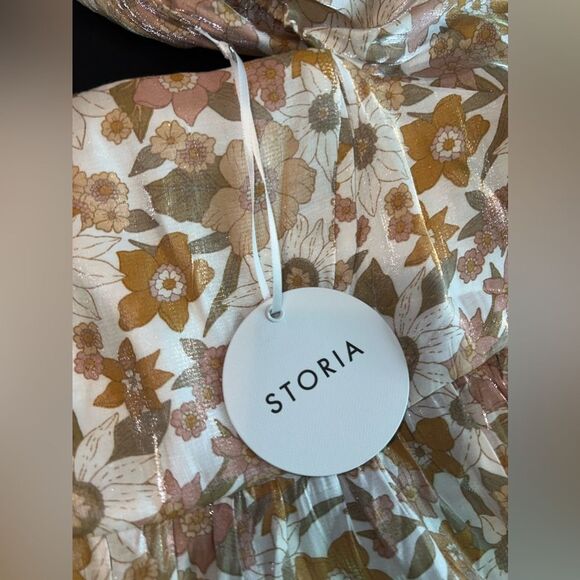 Storia Andrea Floral Top in White Gold Blouse Size Medium NWT - Picture 5 of 11